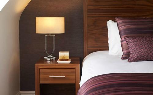 The Boleyn Hotel Стейнс Экстерьер фото